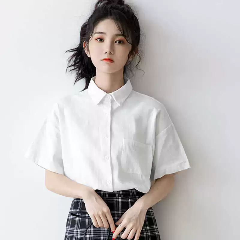 时尚宽松简约白色短袖衬衫polo领衬衣女学士服内搭小个子显瘦上衣